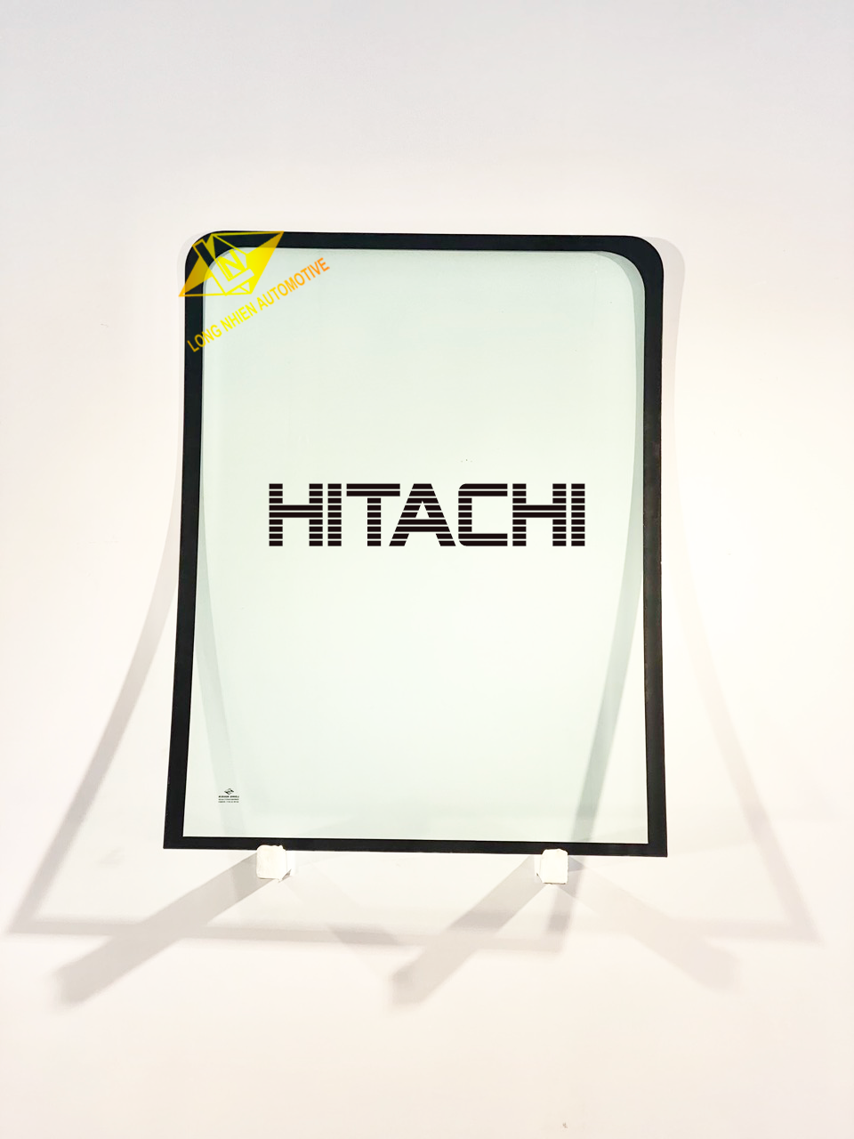 Hitachi Kính xe cuốc (1067x830)