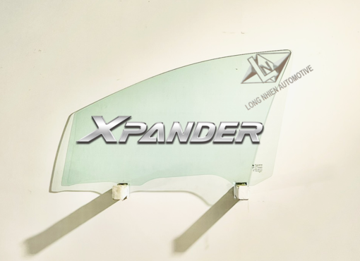 Mitsubishi Xpander 2018 Kính Quay Trước