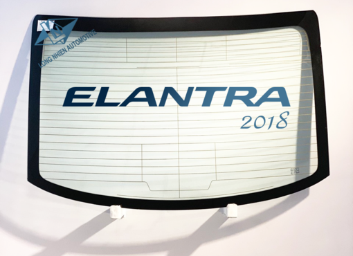 Hyundai Elantra 2018 Kính Lưng