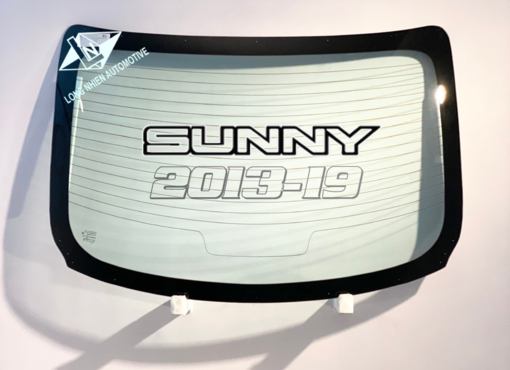 Nissan Sunny 2013 Kính Lưng